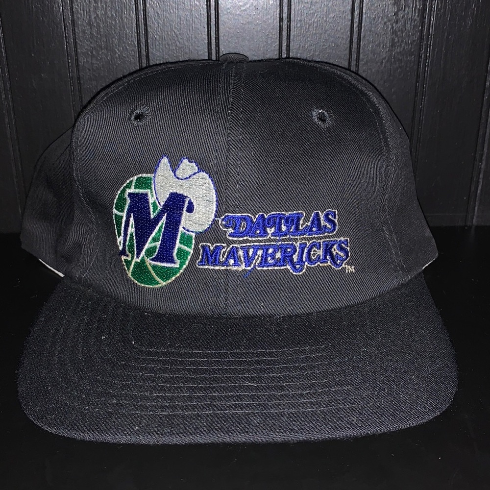 Dallas Mavericks Vintage SnapBack